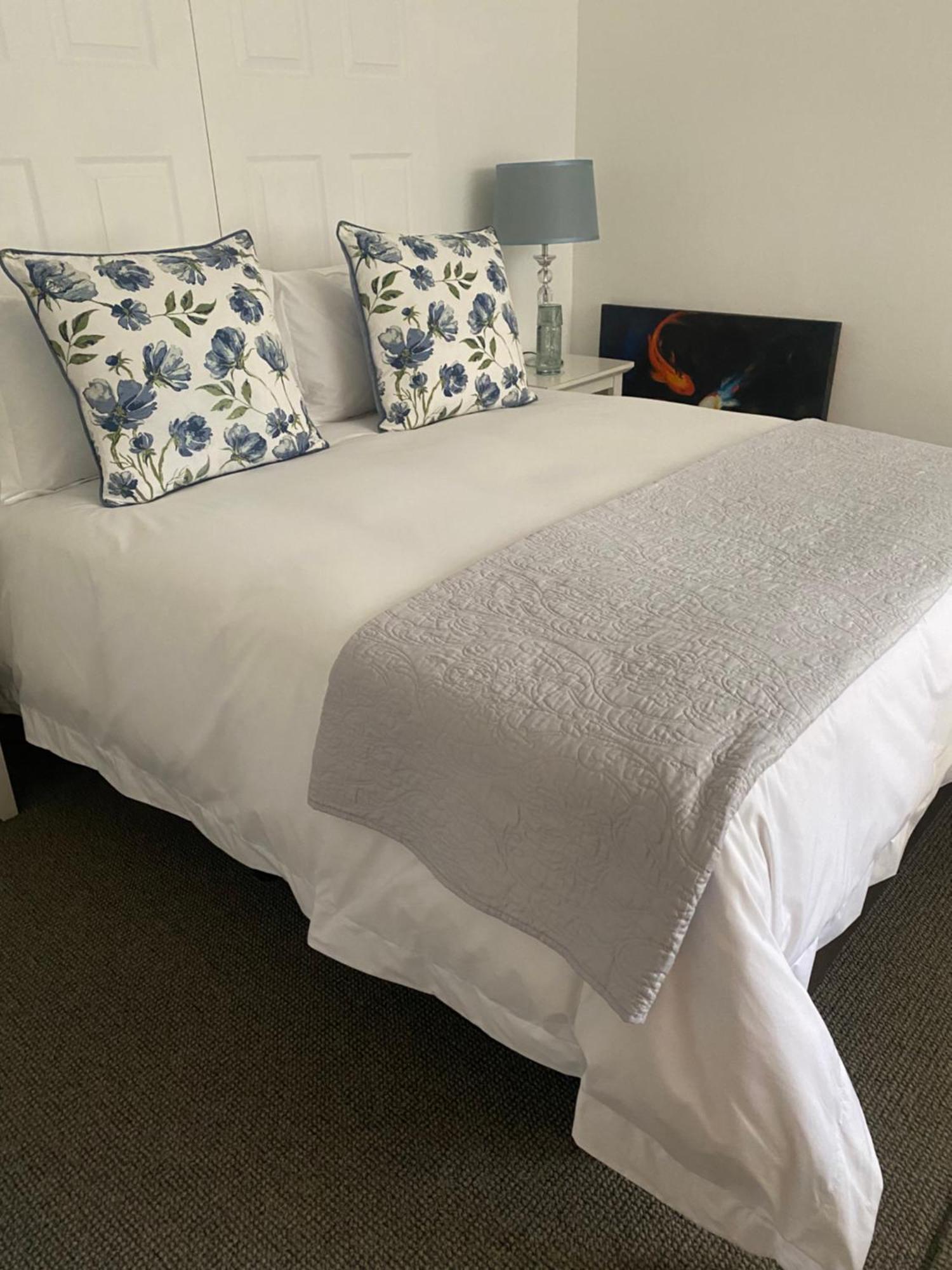 Silver Linings Guesthouse Parys Esterno foto
